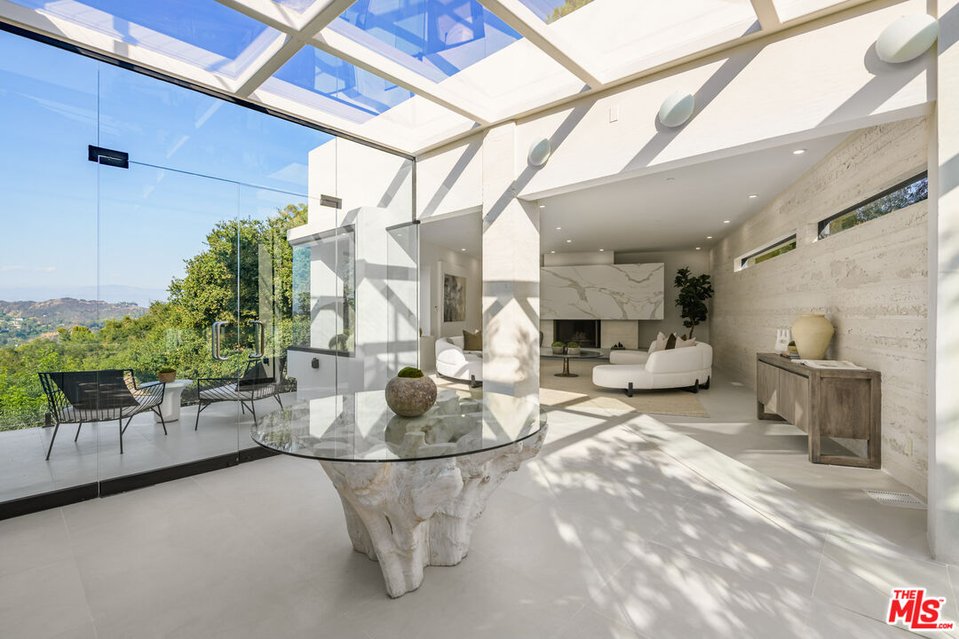 MLS #25629573 image #2