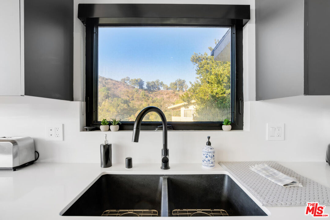 MLS #25629613 image #15