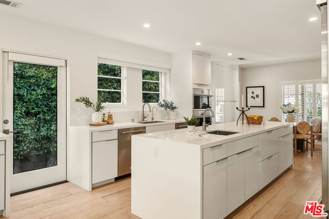 MLS #25629941 image #16