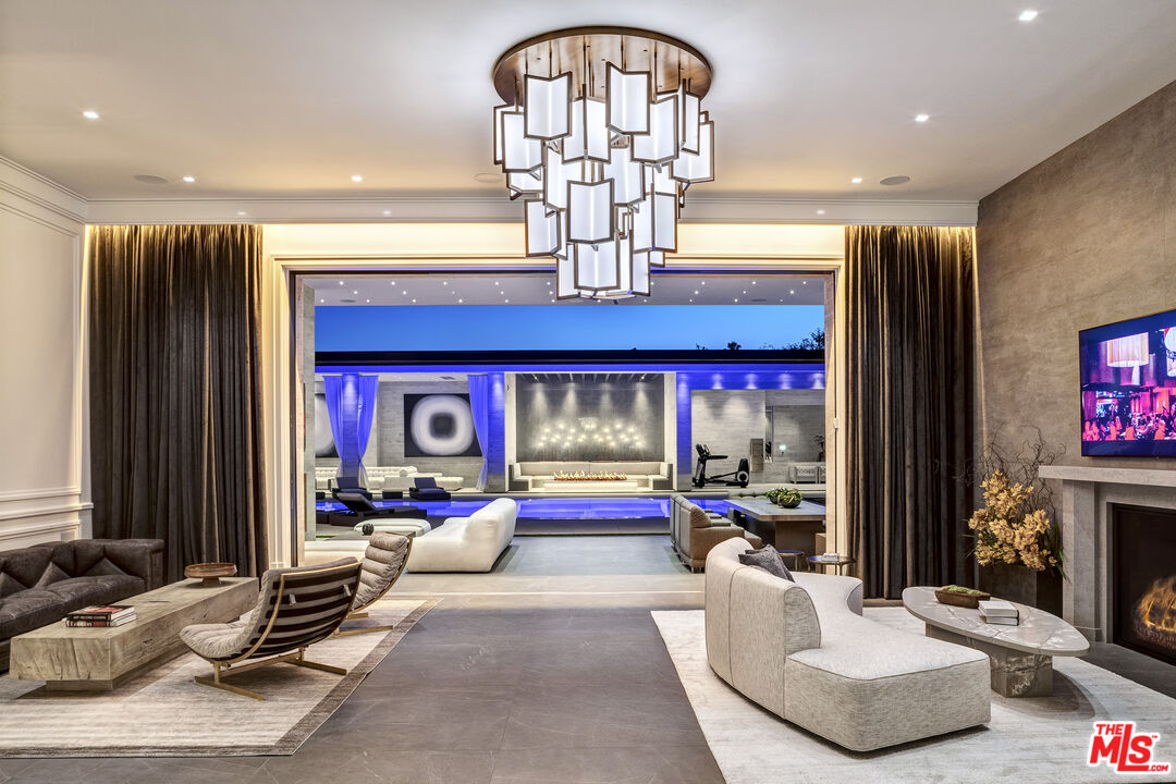 MLS #25630061 image #1