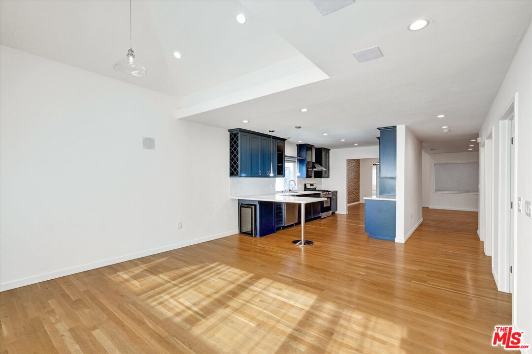 MLS #25630067 image #21