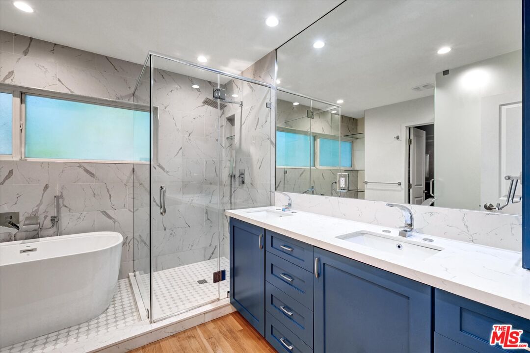 MLS #25630067 image #30