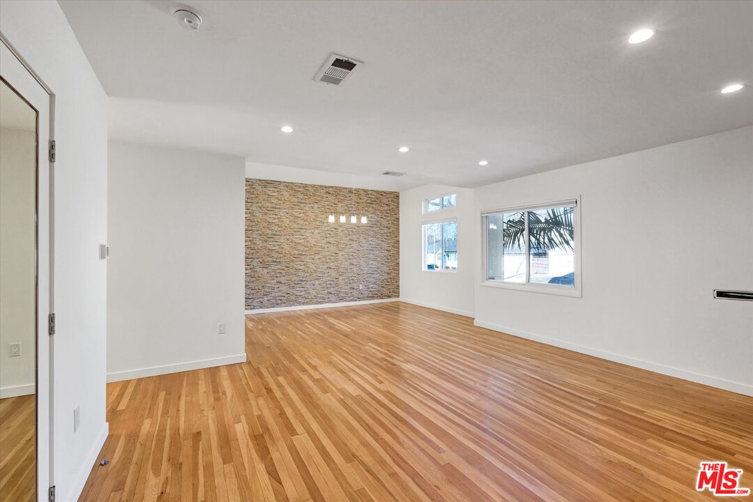 MLS #25630067 image #7