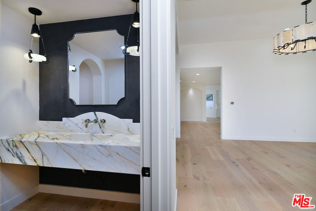 MLS #25630525 image #27