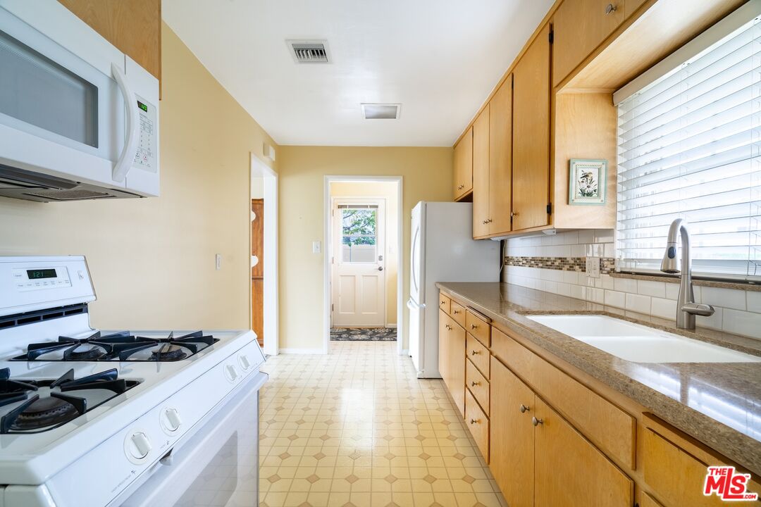 MLS #25630533 image #25