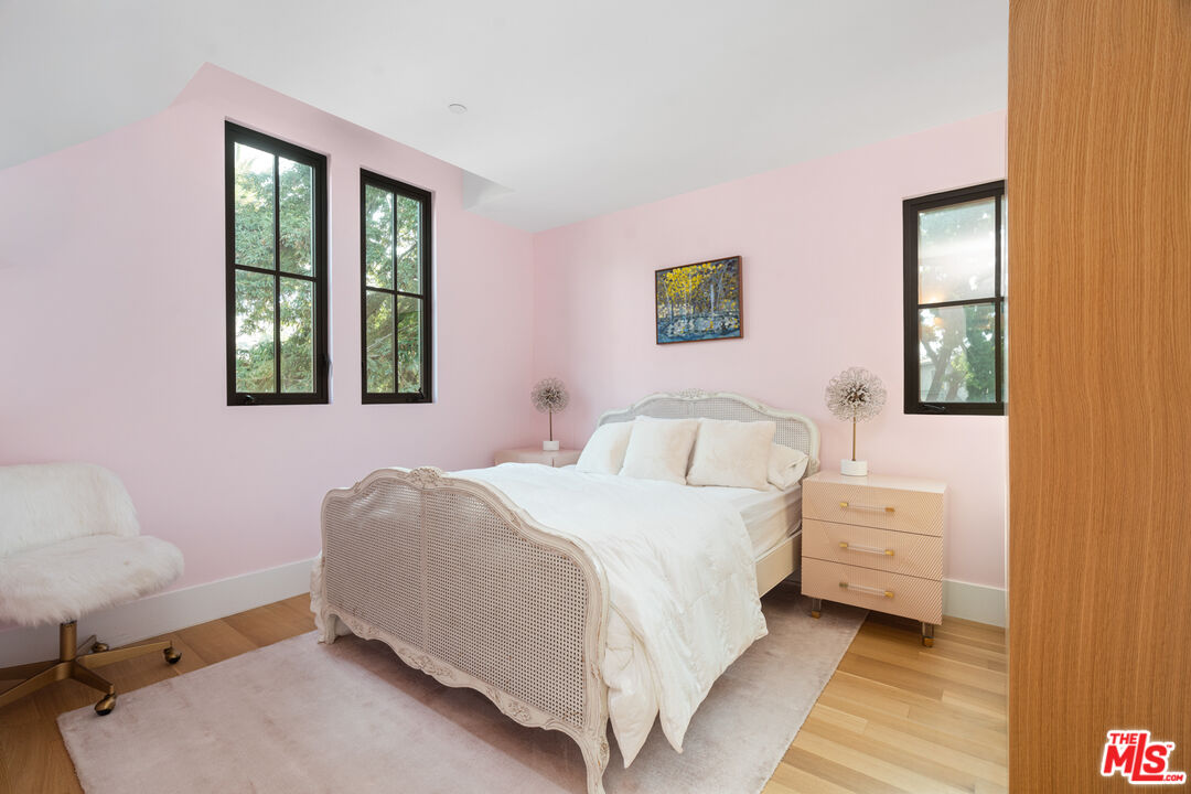 MLS #25630591 image #17