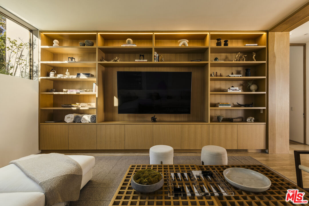 MLS #25630597 image #12