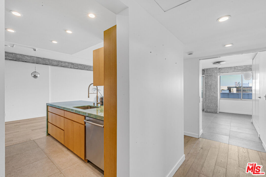 MLS #25630645 image #2