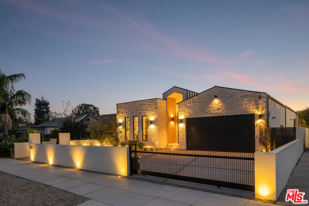 MLS #25630737 image #0