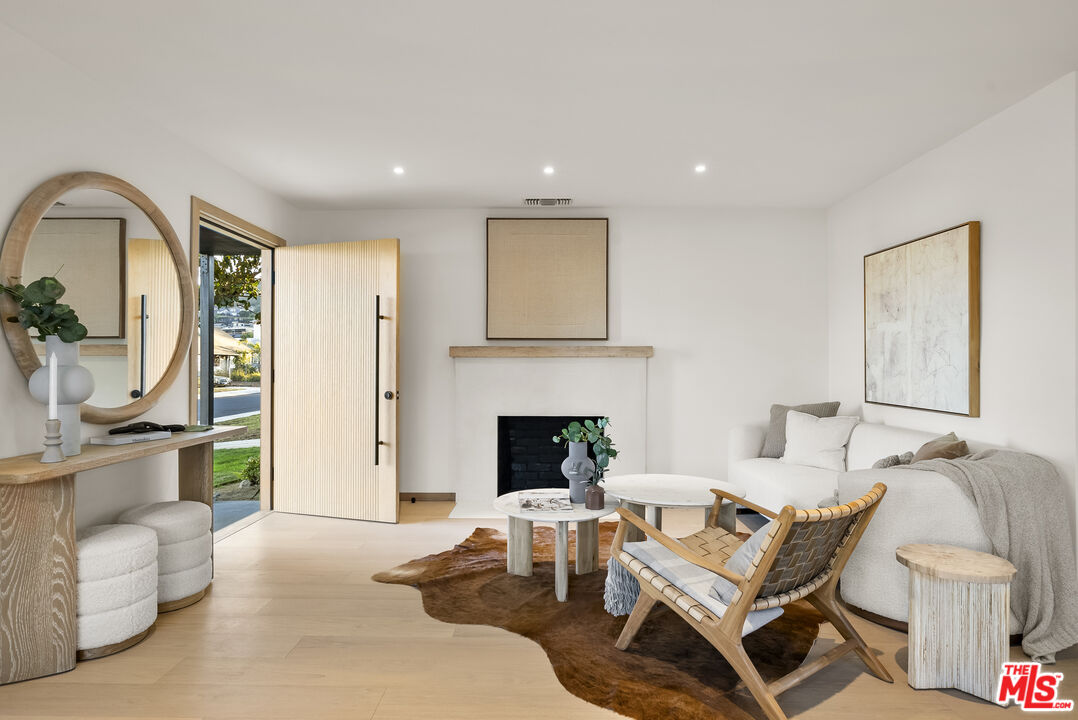 MLS #25630903 image #3