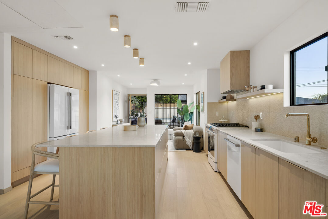 MLS #25630903 image #6