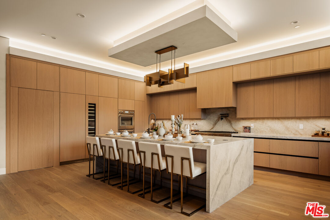 MLS #25630967 image #16