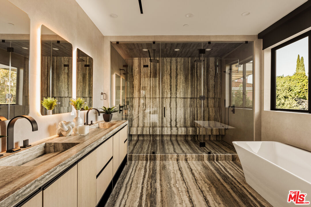 MLS #25630967 image #23