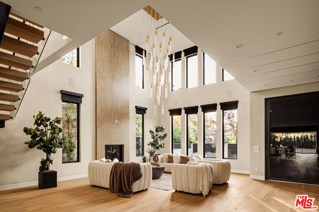 MLS #25630967 image #4