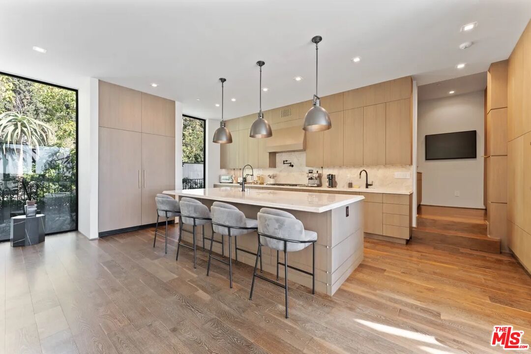 MLS #25631025 image #13