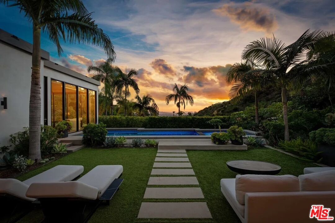 MLS #25631025 image #1