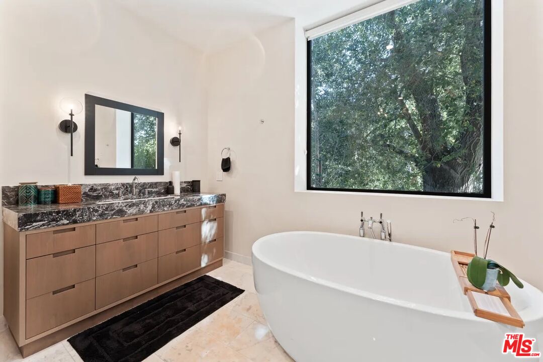 MLS #25631025 image #23