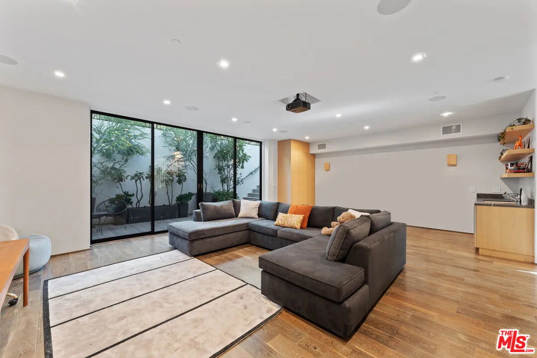 MLS #25631025 image #32