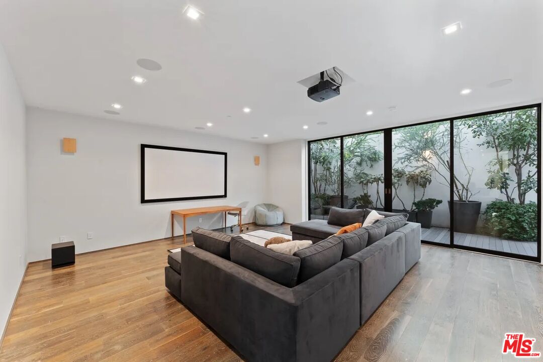 MLS #25631025 image #33