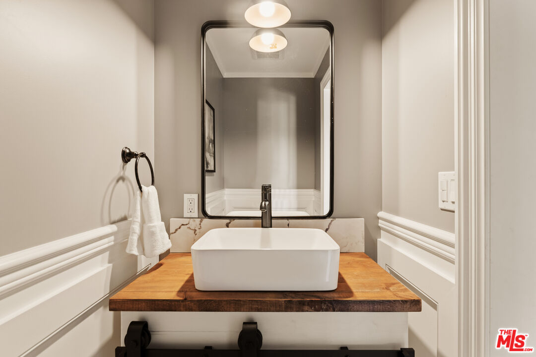 MLS #25631371 image #23