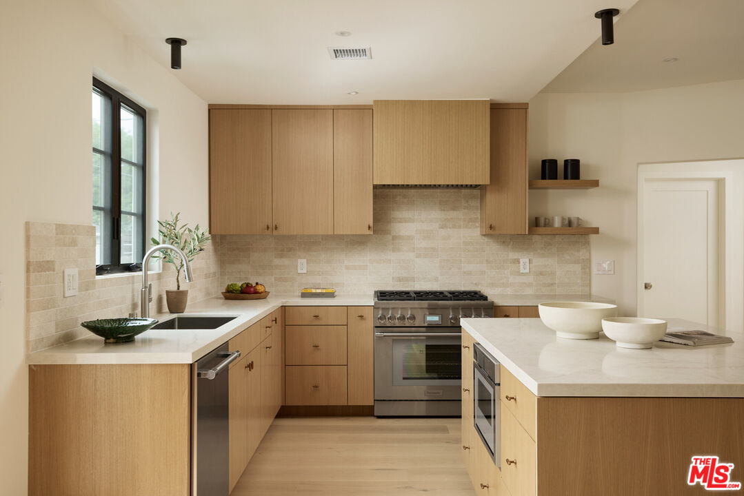 MLS #25631417 image #3