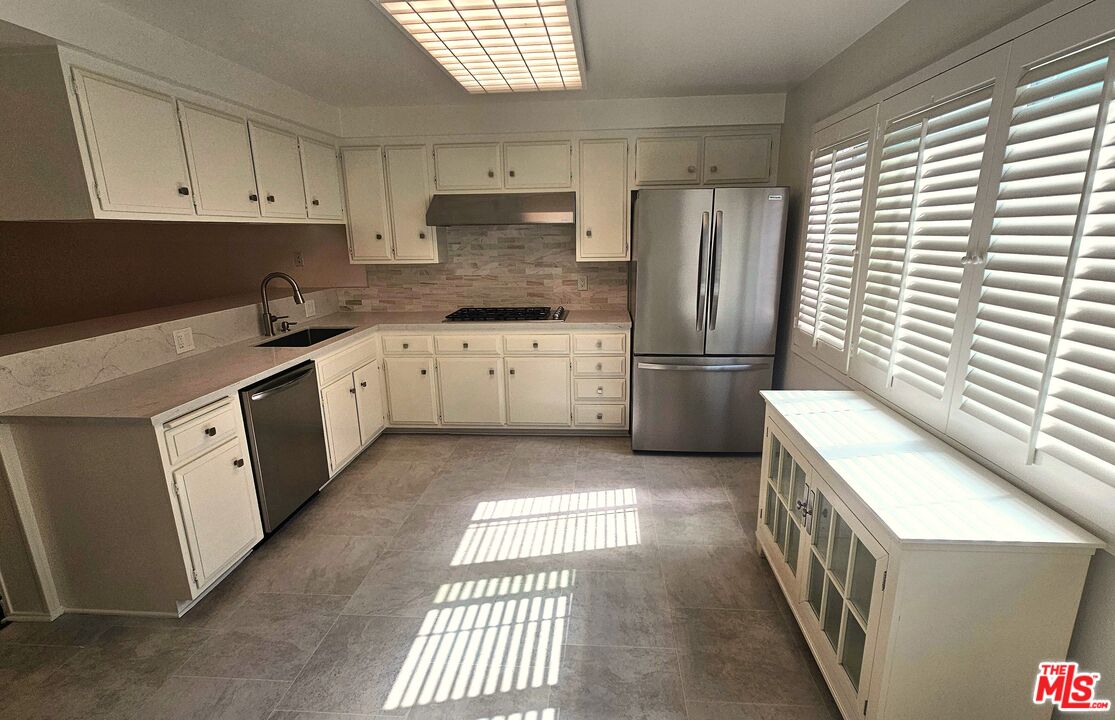 MLS #25631453 image #9