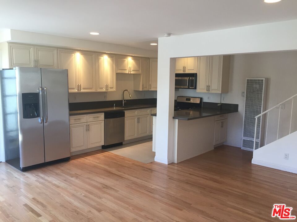 MLS #25631623 image #2