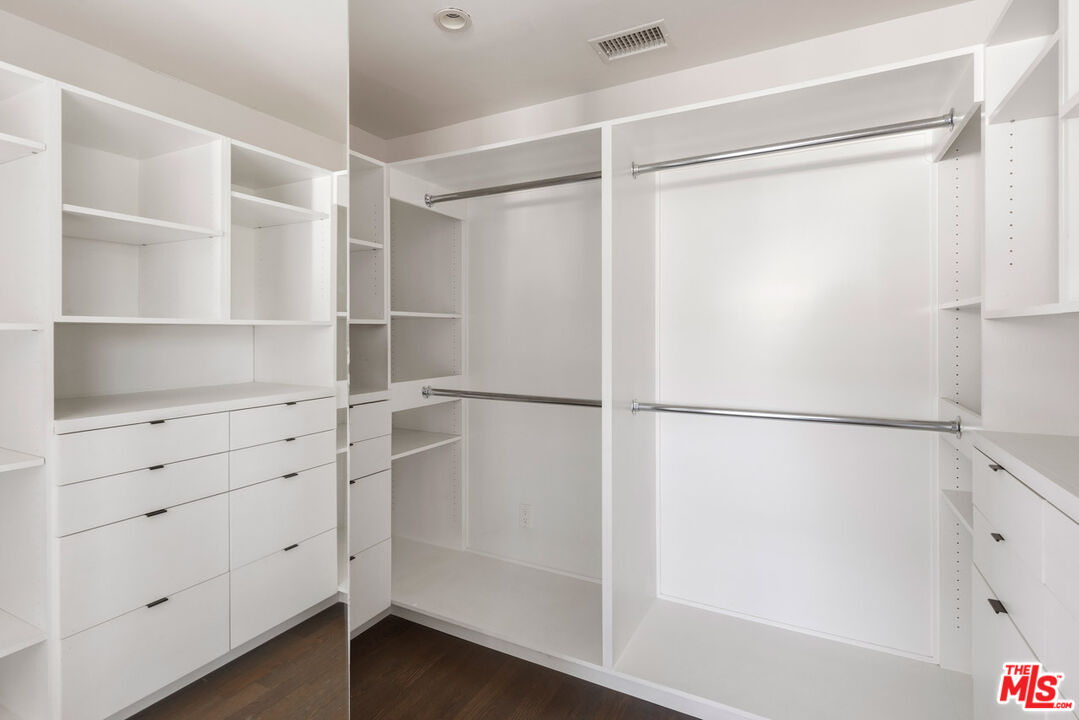 MLS #25631781 image #15