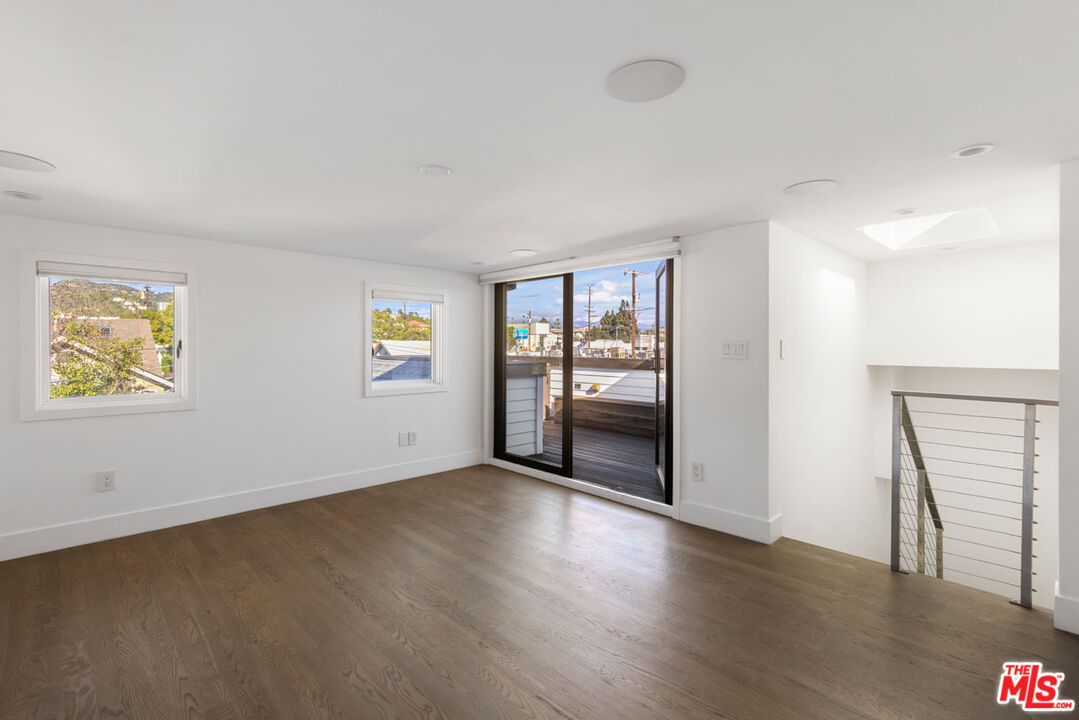 MLS #25631781 image #21