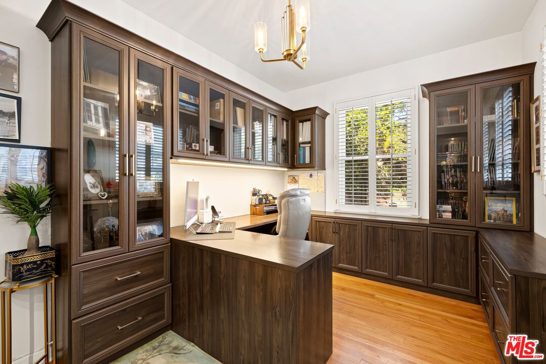 MLS #25631885 image #21