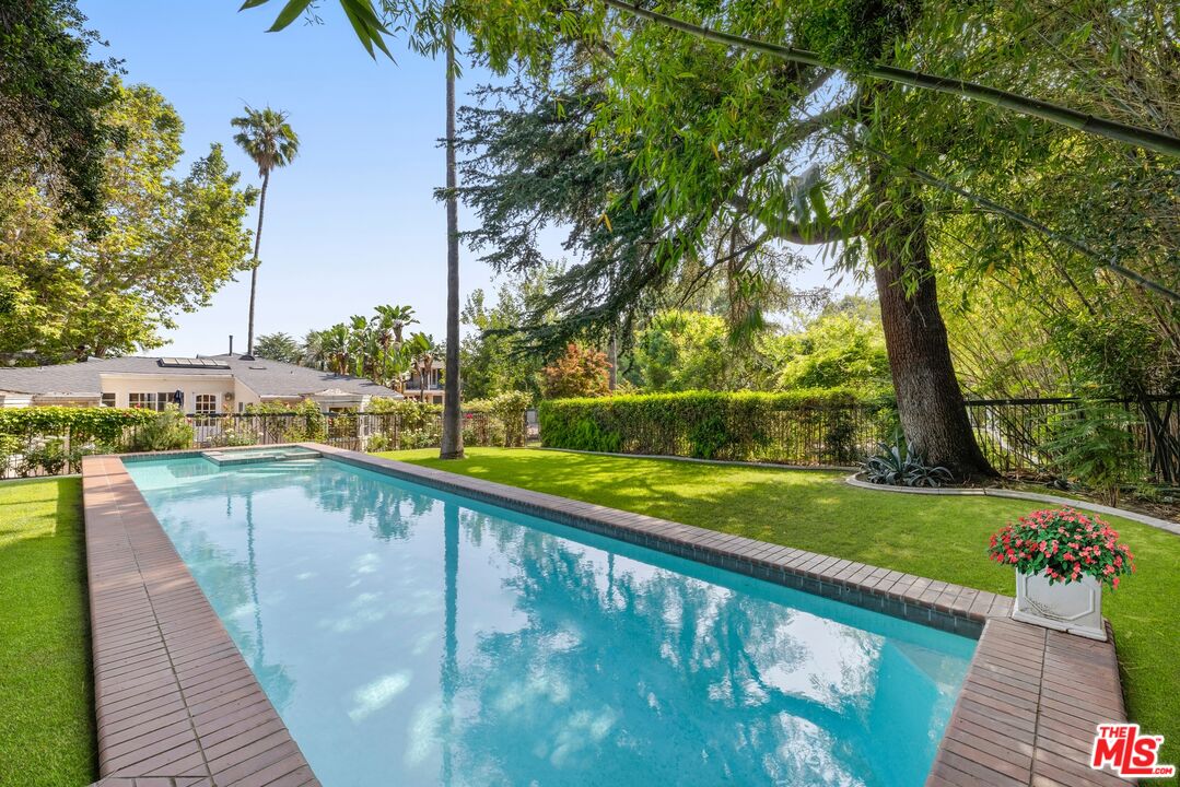 MLS #25631885 image #35