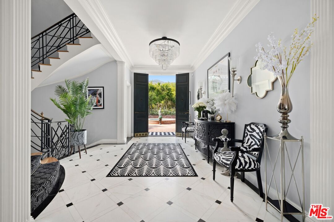 MLS #25631885 image #3