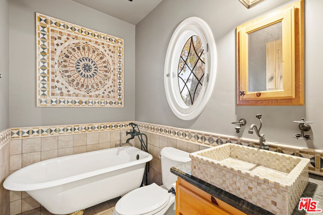 MLS #25631885 image #43