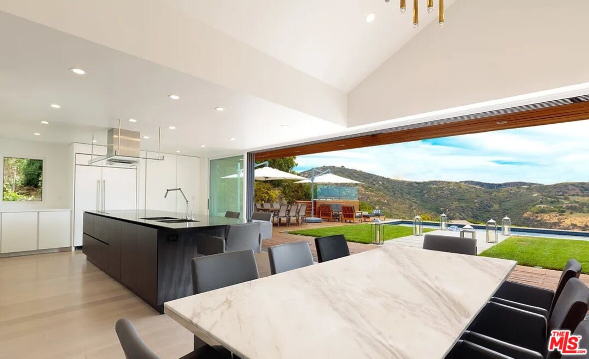 MLS #25631935 image #13