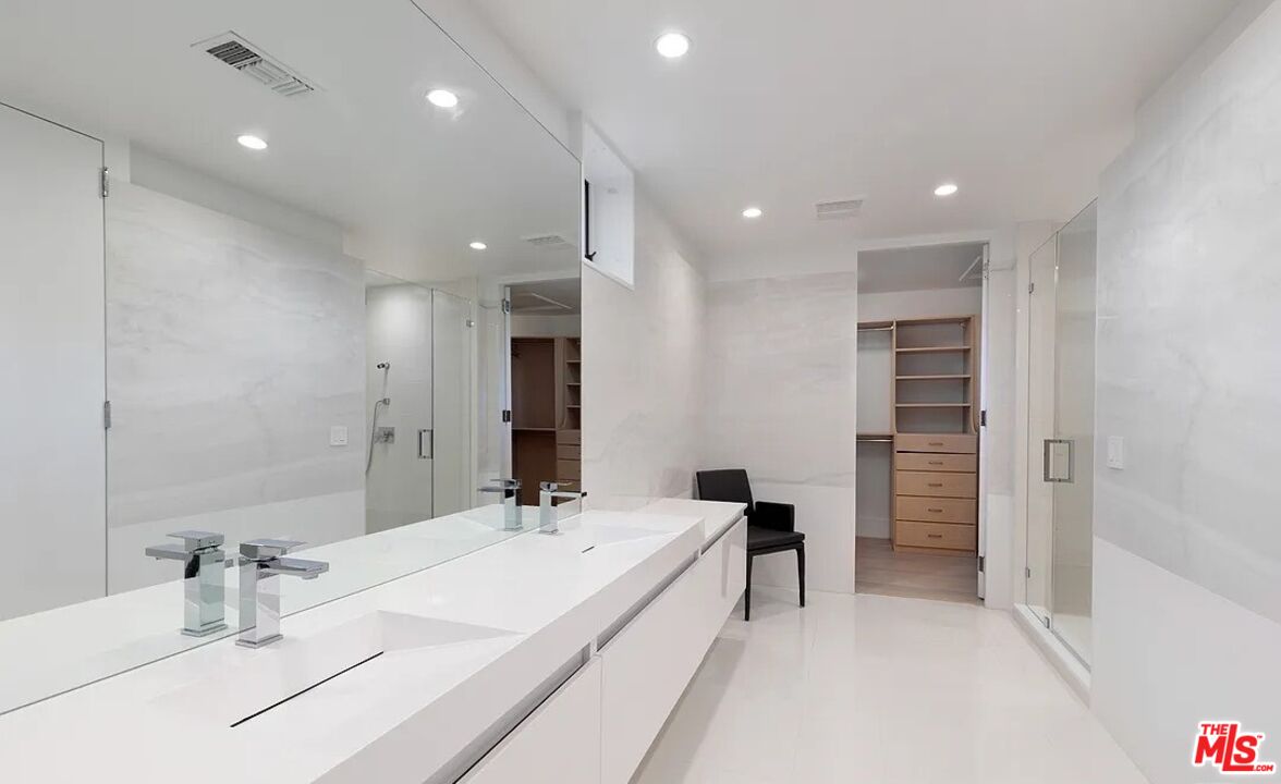 MLS #25631935 image #20