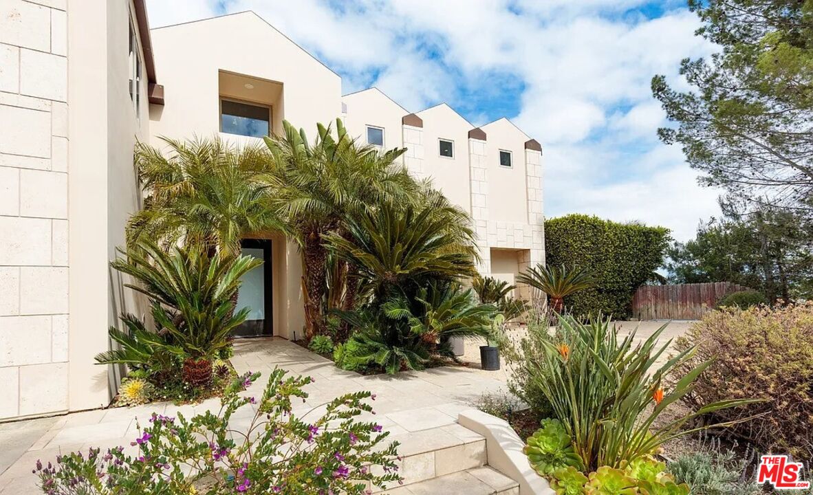 MLS #25631935 image #31