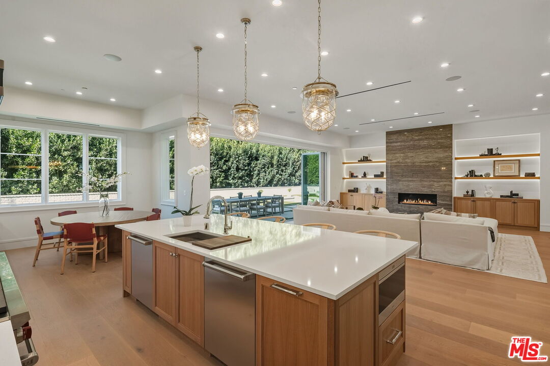 MLS #25631957 image #11