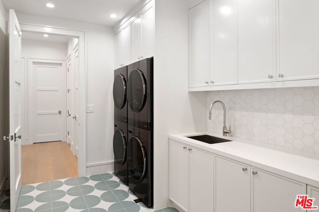 MLS #25631957 image #16