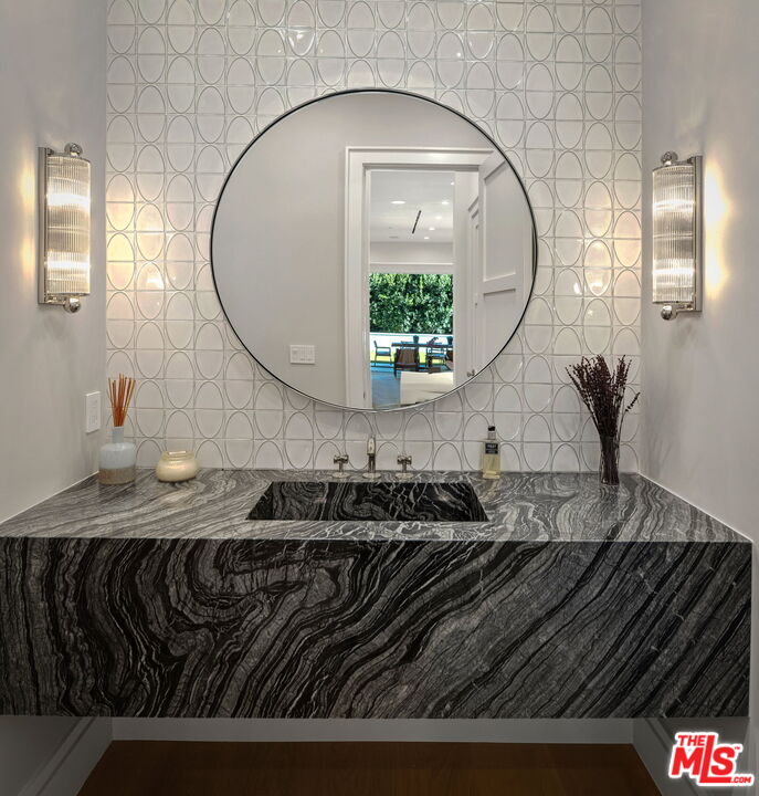 MLS #25631957 image #17