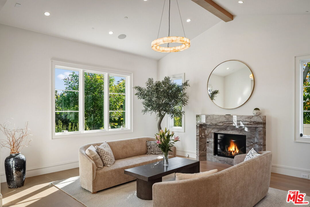 MLS #25631957 image #4