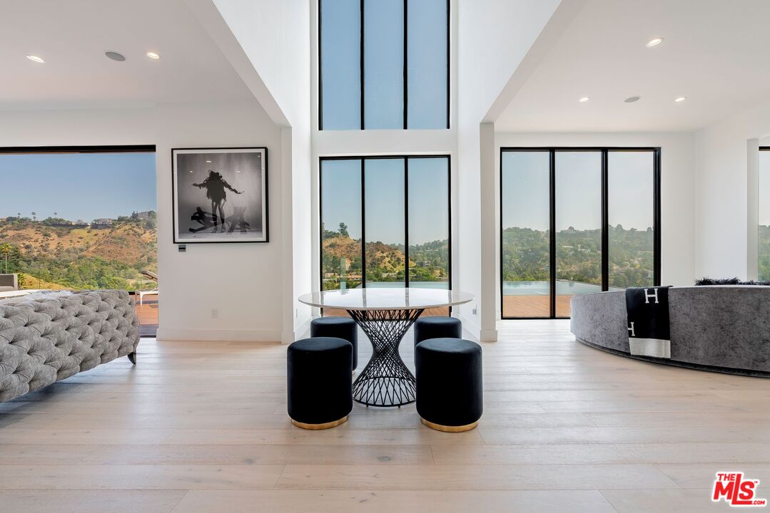 MLS #26632079 image #0