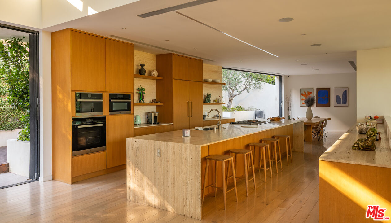 MLS #26632359 image #2