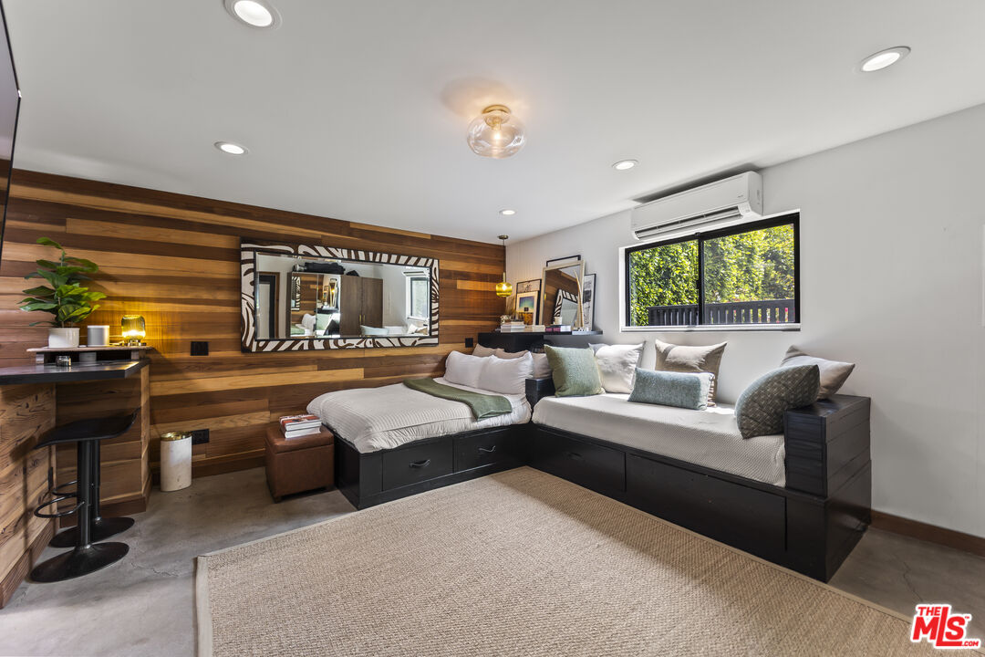 MLS #26632457 image #24