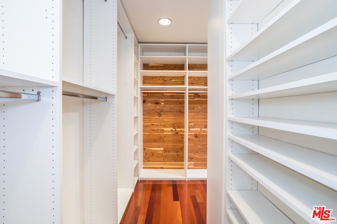 MLS #26632781 image #42