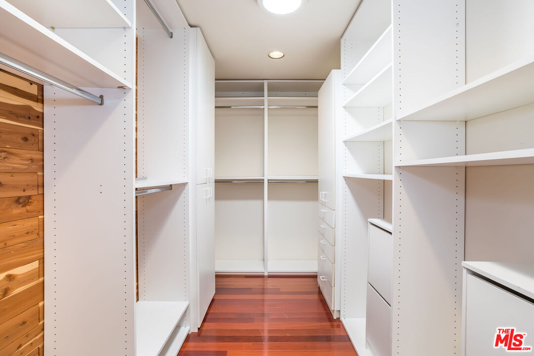 MLS #26632781 image #43