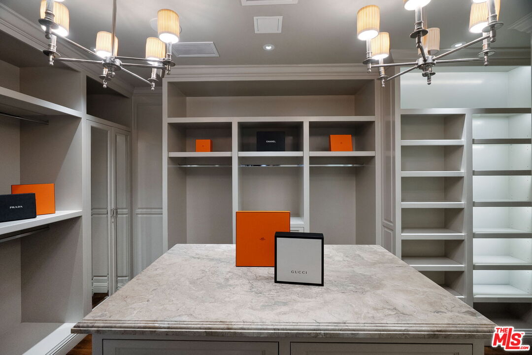 MLS #26632827 image #18