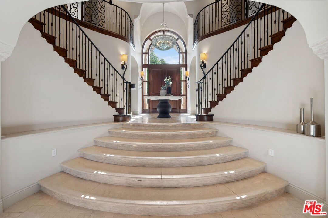 MLS #26632827 image #3