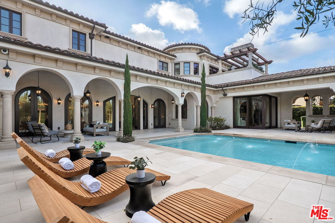 MLS #26632827 image #0