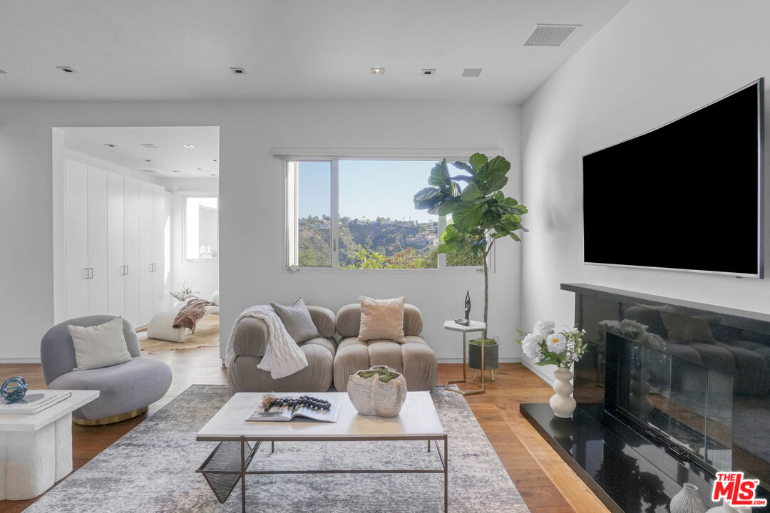 MLS #26632939 image #9