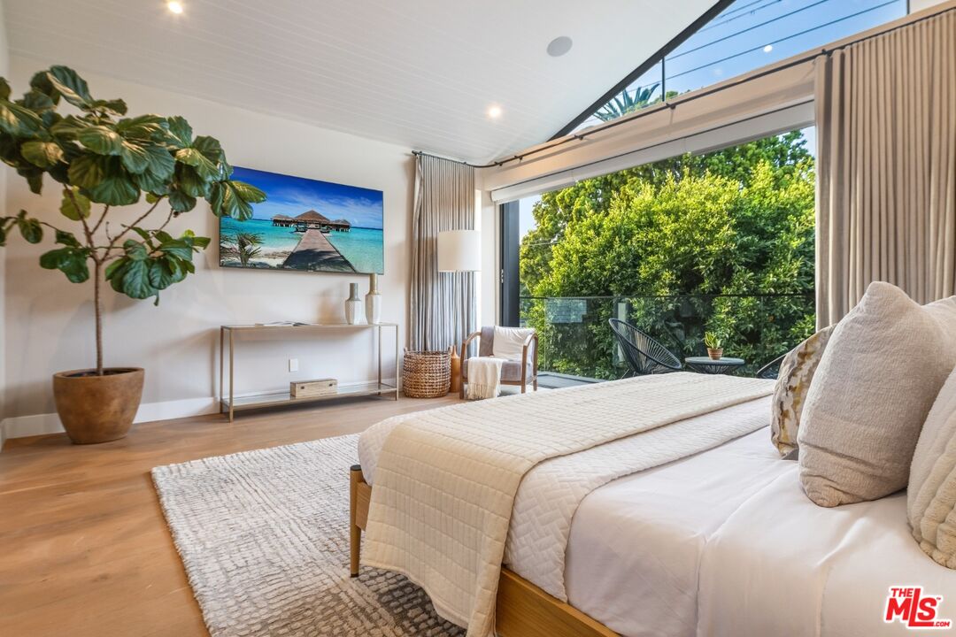 MLS #26632943 image #20